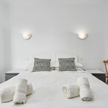 Bright And Spacious 2 Bed