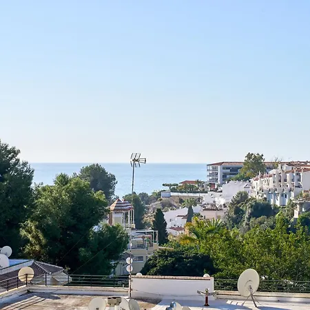 Bright And Spacious 2 Bed Apartment Nerja